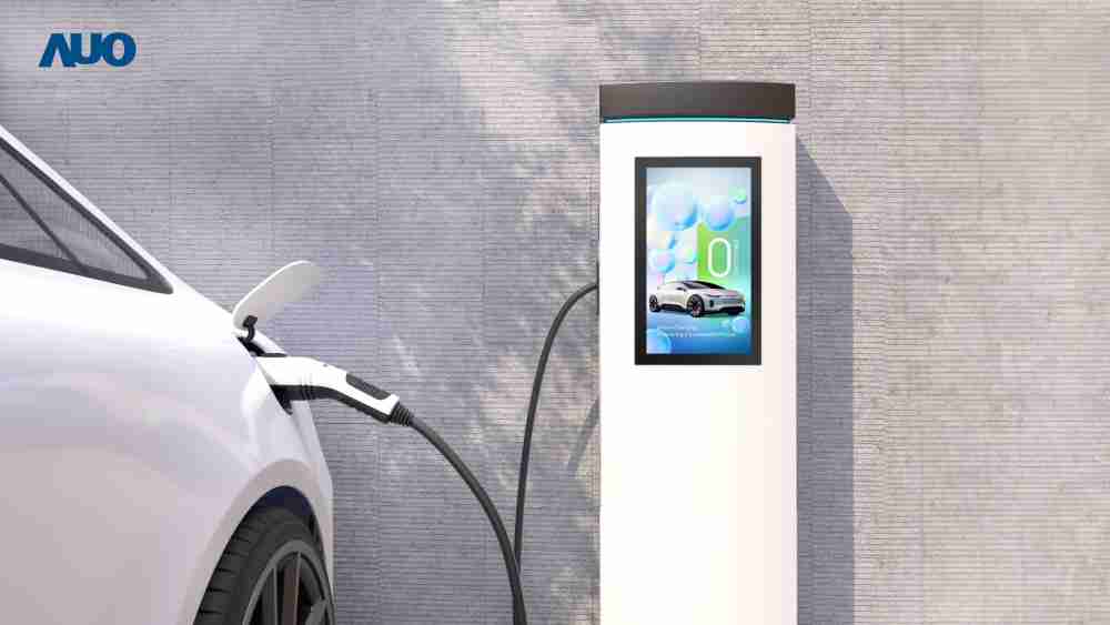 友達〝EVSE車用充電樁解決方案〞專為電動汽車充電樁設計，，具有高亮度、、、、克服戶外艱難環境的耐溫、、耐紫外線等特性，，並搭載散熱性及擴充性強的高效能工業電腦，，，可實現人機互動訴求，，如資訊顯示、、、、支付等應用